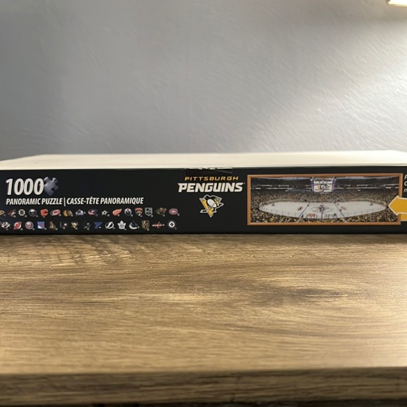1,000 Piece Pittsburgh Penguins Jigsaw Puzzle - Picture 3 of 5